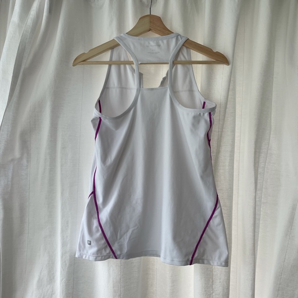 EUC ladies athletic top - Picture 2 of 4
